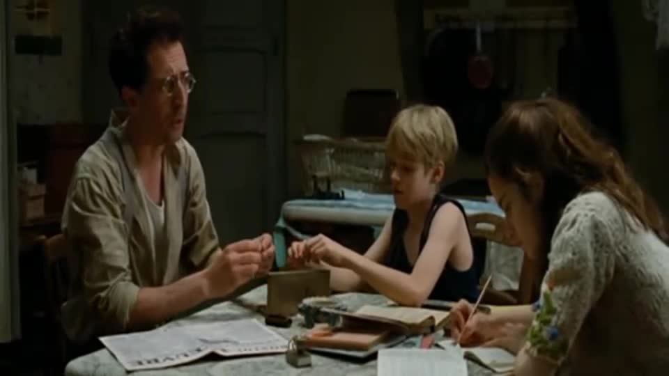 Zátah Odsun (Jean Reno Mélanie Laurent Gad Elmaleh 2010 Drama Historický Válečný Dvdrip ) Cz dabing mp4