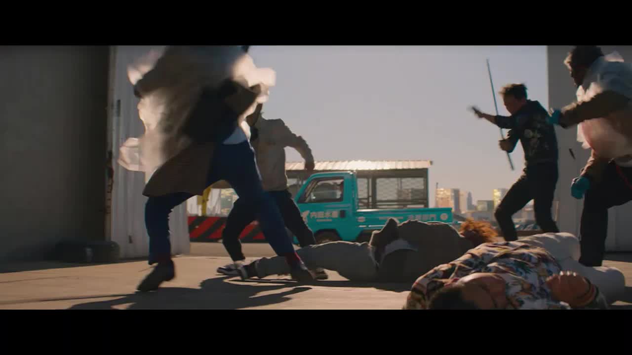 Bullet Train (Brad Pitt,Joey King,Aaron Taylor Johnson 2023 Akční Komedie Thriller) Cz dabing avi