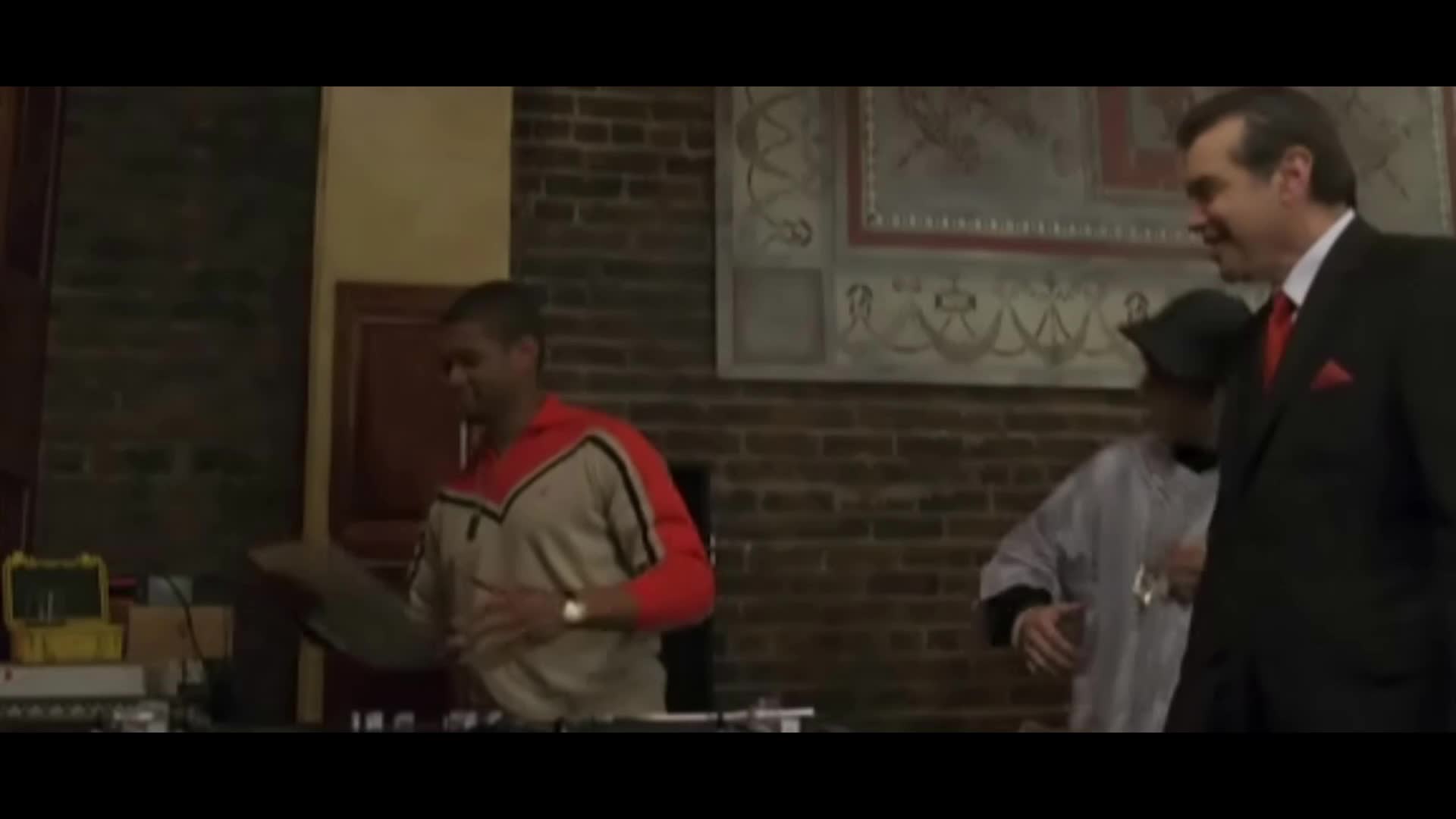 Mafiánova dcéra (Usher,Chazz Palminteri,Emmanuelle Chriqui 2005 Komedie Krimi Hudební Romantický) Sk dabing mkv