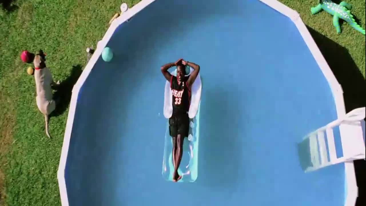 Mizerové II (Remastrované Martin Lawrence,Will Smith,Jordi Mollà 2003 Akční Komedie Krimi Thriller Bdrip 1080p ) Cz dabing+ cz title mp4