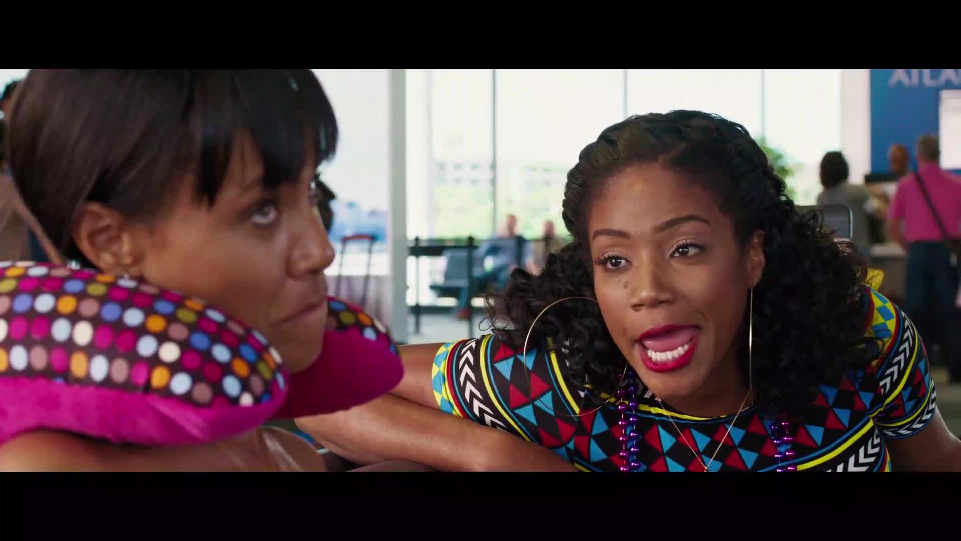 Divoká dámská jízda (Regina Hall,Jada Pinkett Smith,Queen Latifah 2017 Komédie bdrip 1080p ) Cz dabing avi