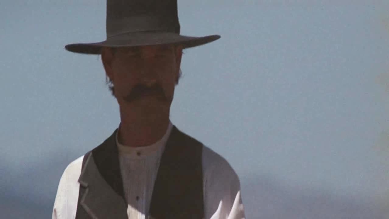 Tombstone (Kurt Russell Val Kilmer Michael Biehn 1993 Western Drama Historický Životopisný Bdrip 1080p ) 2xCz dabing+title avi