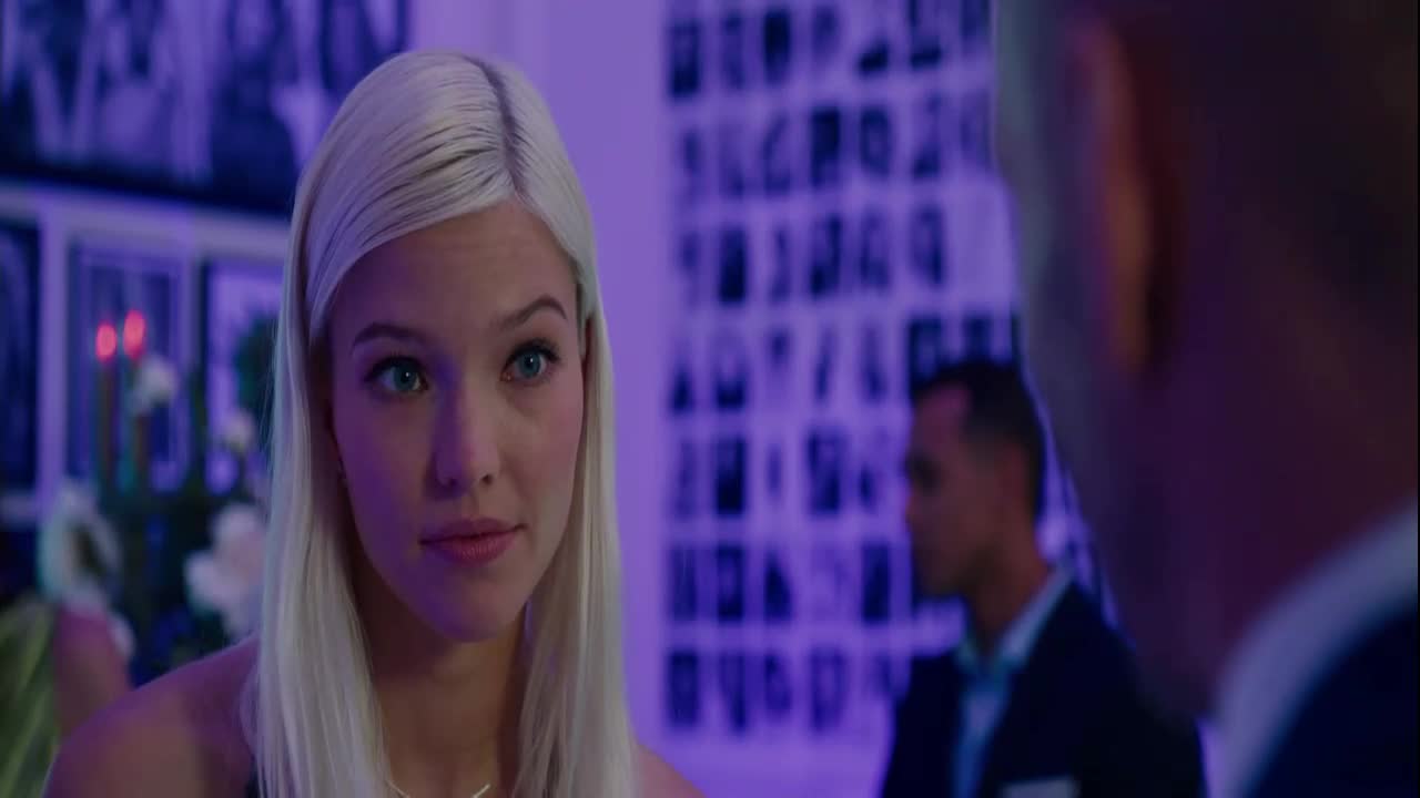 Anna (Sasha Luss Helen Mirren Luke Evans Cillian Murphy 2019 Akční Thriller Bdrip 1080p ) Cz dabing cz forced avi